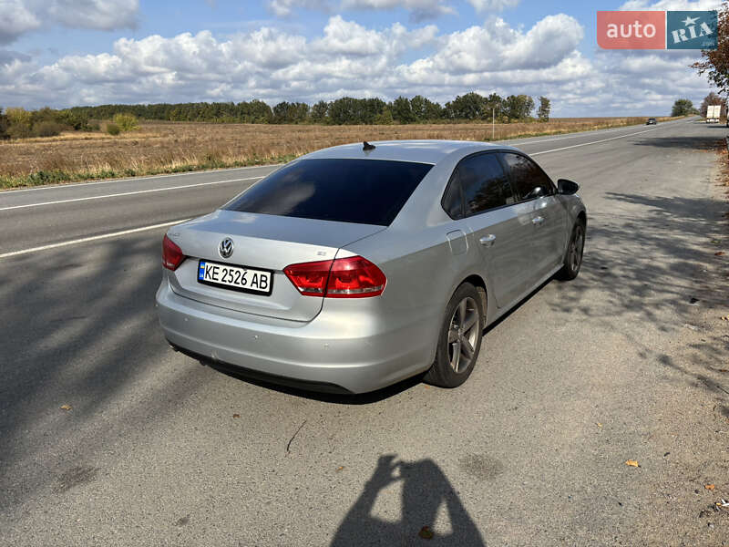 Седан Volkswagen Passat 2012 в Никополе