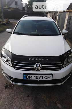 Универсал Volkswagen Passat 2011 в Сумах