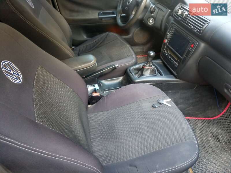 Универсал Volkswagen Passat 1997 в Харькове