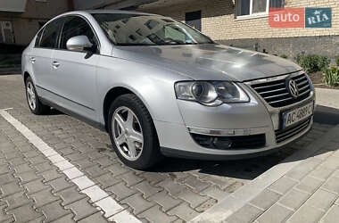 Седан Volkswagen Passat 2007 в 