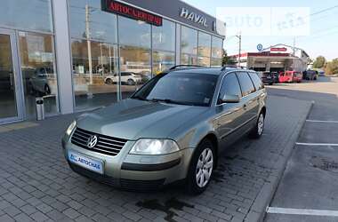 Універсал Volkswagen Passat 2001 в Полтаві