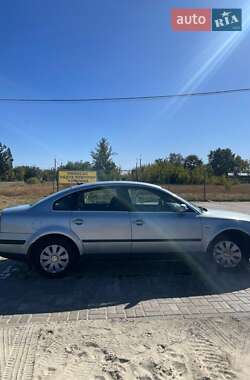 Седан Volkswagen Passat 2002 в Краматорске