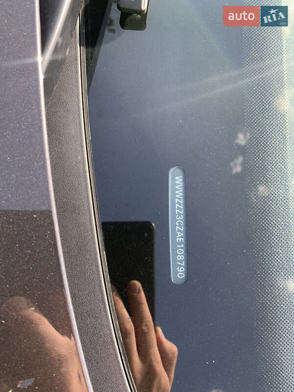 Универсал Volkswagen Passat 2010 в Львове