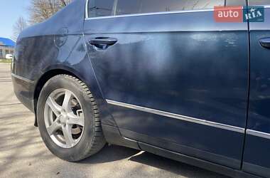 Седан Volkswagen Passat 2006 в Шостке