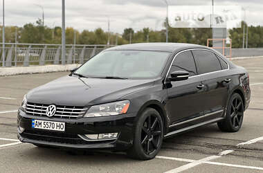 Седан Volkswagen Passat 2013 в Києві