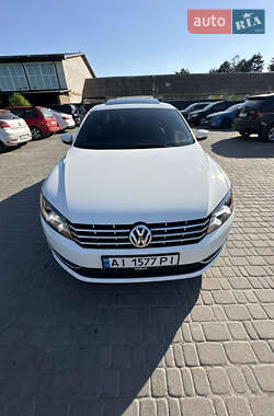 Седан Volkswagen Passat 2013 в Білій Церкві