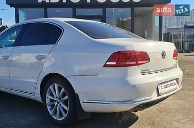 Седан Volkswagen Passat 2014 в Киеве