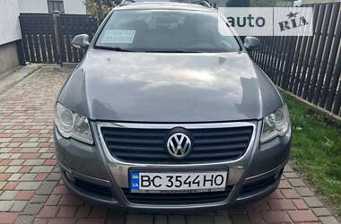 Універсал Volkswagen Passat 2007 в Новояворівську