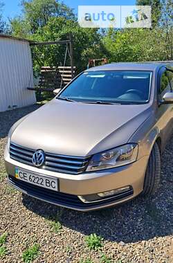 Седан Volkswagen Passat 2012 в Сторожинце