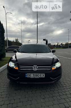 Седан Volkswagen Passat 2014 в Львове