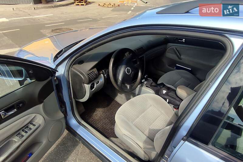 Універсал Volkswagen Passat 2000 в Знам'янці