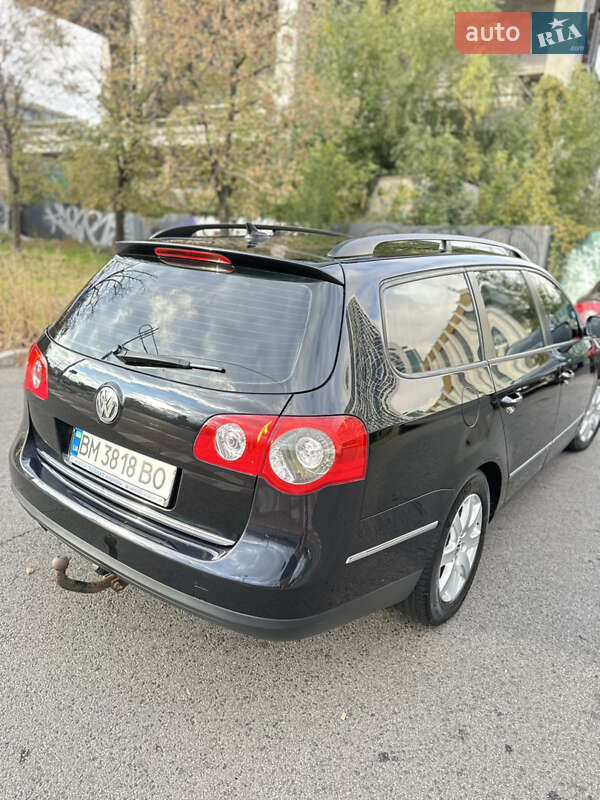 Универсал Volkswagen Passat 2010 в Киеве