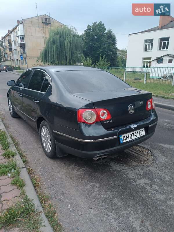 Седан Volkswagen Passat 2008 в Луцке