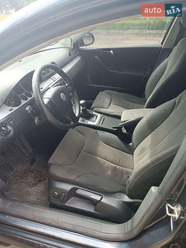 Седан Volkswagen Passat 2008 в Луцке
