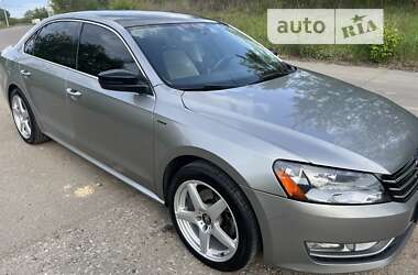 Седан Volkswagen Passat 2013 в Киеве