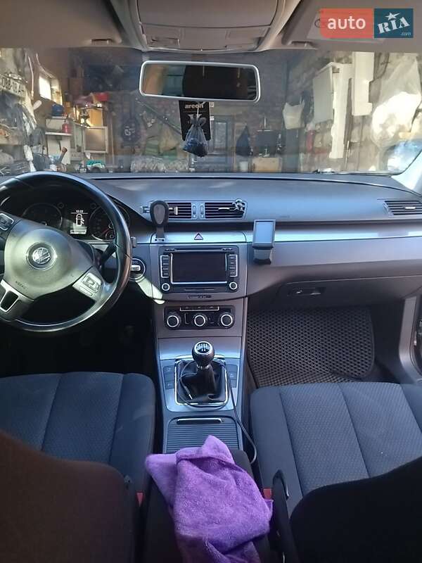 Универсал Volkswagen Passat 2010 в Марганце фото 5 Универсал Volkswagen Passat 2010 в Марганце