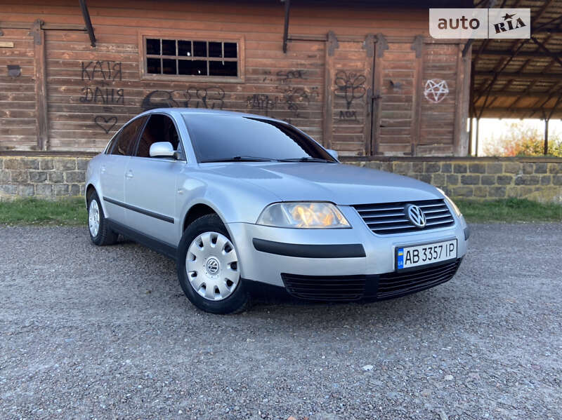 Седан Volkswagen Passat 2001 в Бердичеве