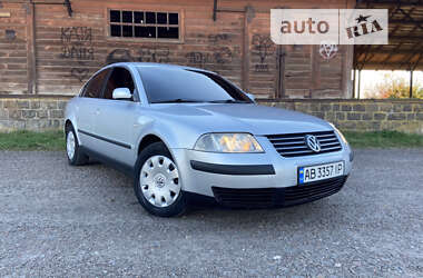 Седан Volkswagen Passat 2001 в Бердичеве