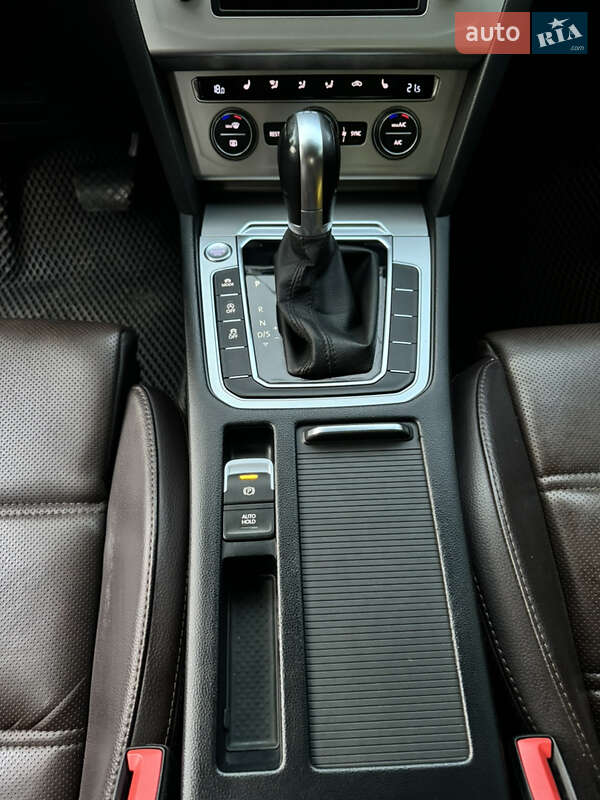 Седан Volkswagen Passat 2015 в Чернигове фото 20 Седан Volkswagen Passat 2015 в Чернигове