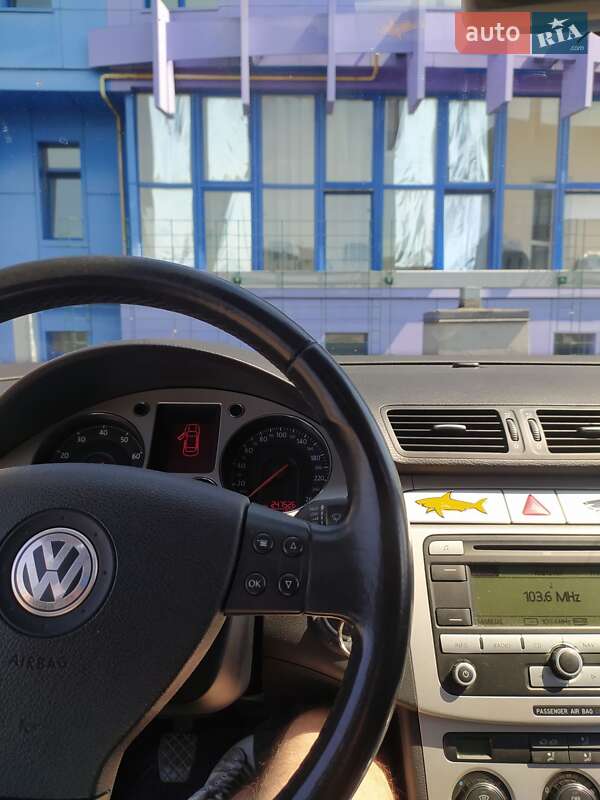 Универсал Volkswagen Passat 2008 в Хмельницком
