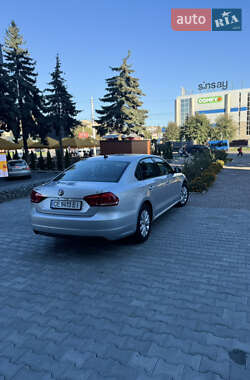 Седан Volkswagen Passat 2014 в Черновцах