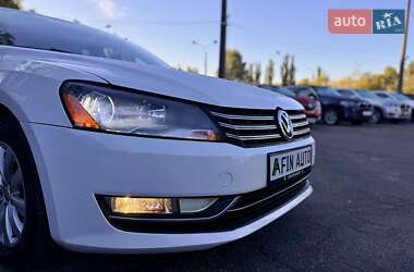 Седан Volkswagen Passat 2011 в Киеве