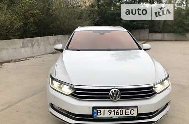 Універсал Volkswagen Passat 2015 в Києві