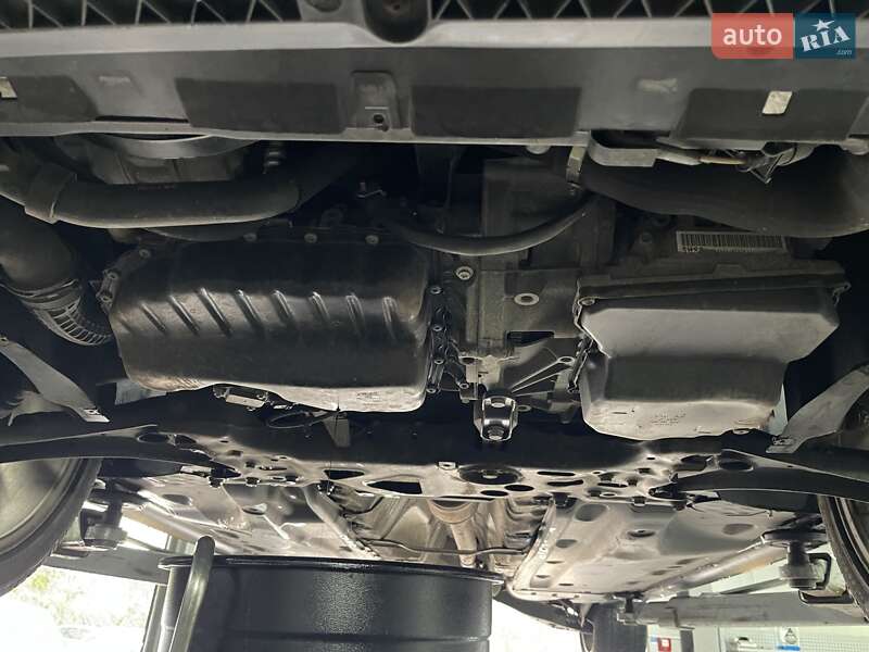 Седан Volkswagen Passat 2016 в Києві