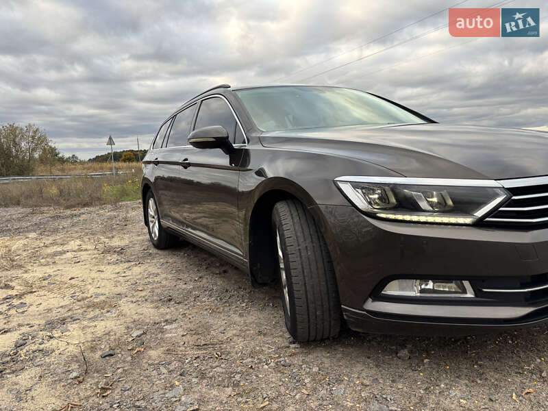 Универсал Volkswagen Passat 2017 в Житомире
