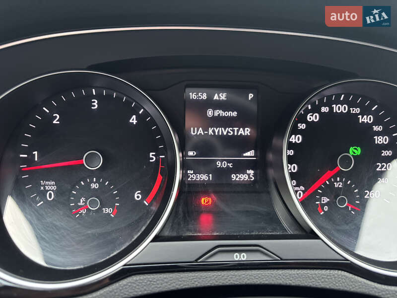 Универсал Volkswagen Passat 2017 в Житомире