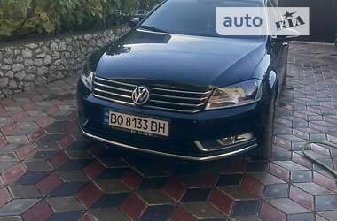 Универсал Volkswagen Passat 2012 в Тернополе