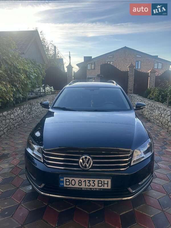 Универсал Volkswagen Passat 2012 в Тернополе