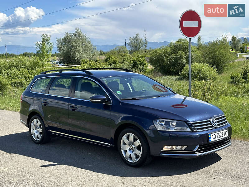 Универсал Volkswagen Passat 2013 в Хусте