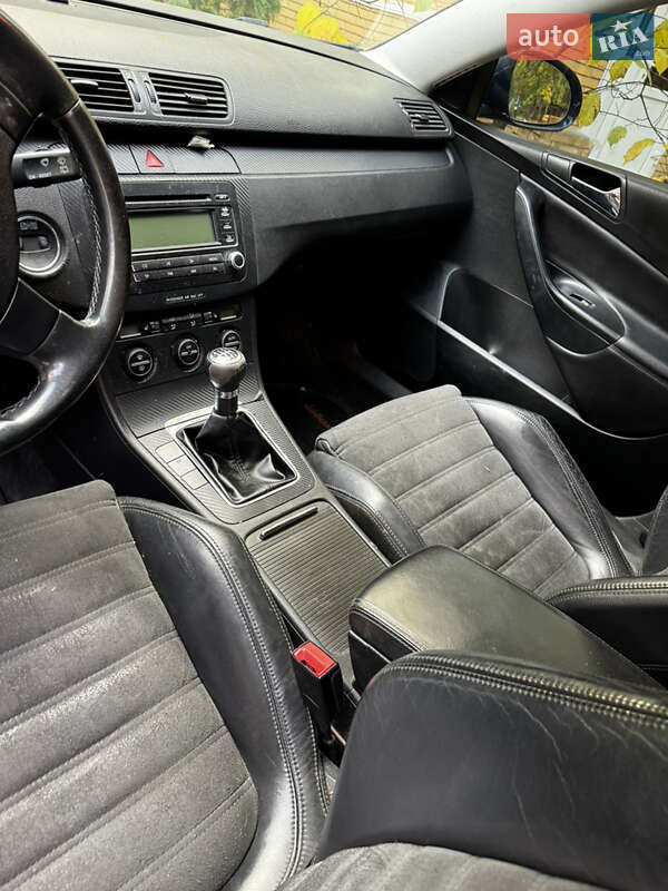 Універсал Volkswagen Passat 2005 в Броварах