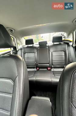 Седан Volkswagen Passat 2016 в 