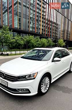 Седан Volkswagen Passat 2016 в 