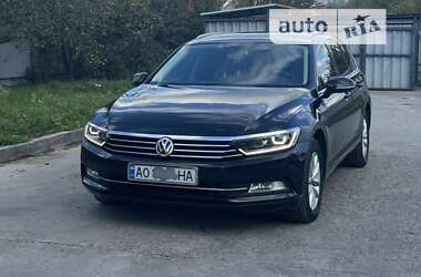 Універсал Volkswagen Passat 2015 в Ужгороді