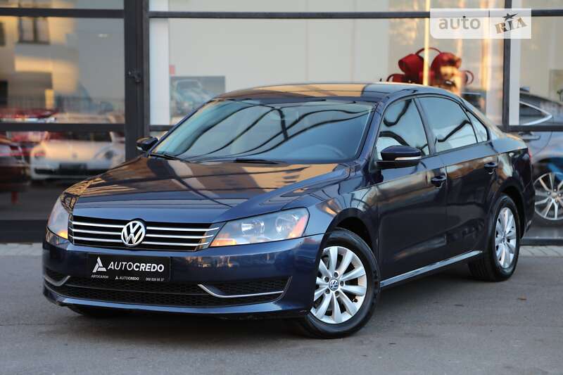 Седан Volkswagen Passat 2013 в Харькове