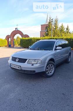 Універсал Volkswagen Passat 2000 в Зміїві