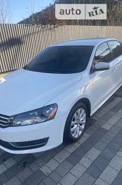 Седан Volkswagen Passat 2013 в Сваляві