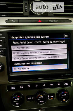 Универсал Volkswagen Passat 2015 в Киеве