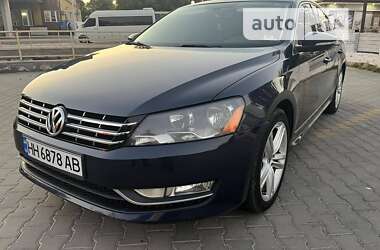 Седан Volkswagen Passat 2012 в Измаиле