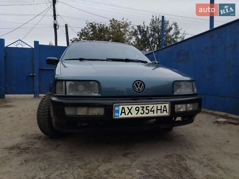 Volkswagen Passat 1990
