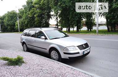 Універсал Volkswagen Passat 2001 в Полтаві