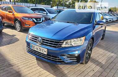 Седан Volkswagen Passat 2017 в Миколаєві