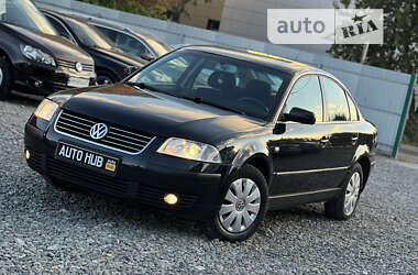 Седан Volkswagen Passat 2001 в Бердичеві