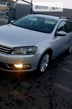 Універсал Volkswagen Passat 2014 в Миколаєві