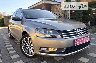 Универсал Volkswagen Passat 2012 в Стрые