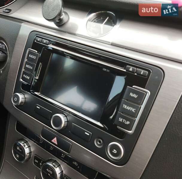 Универсал Volkswagen Passat 2012 в Звягеле