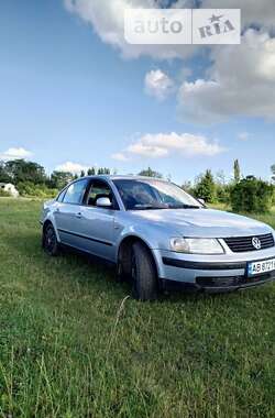 Седан Volkswagen Passat 1998 в Козятині